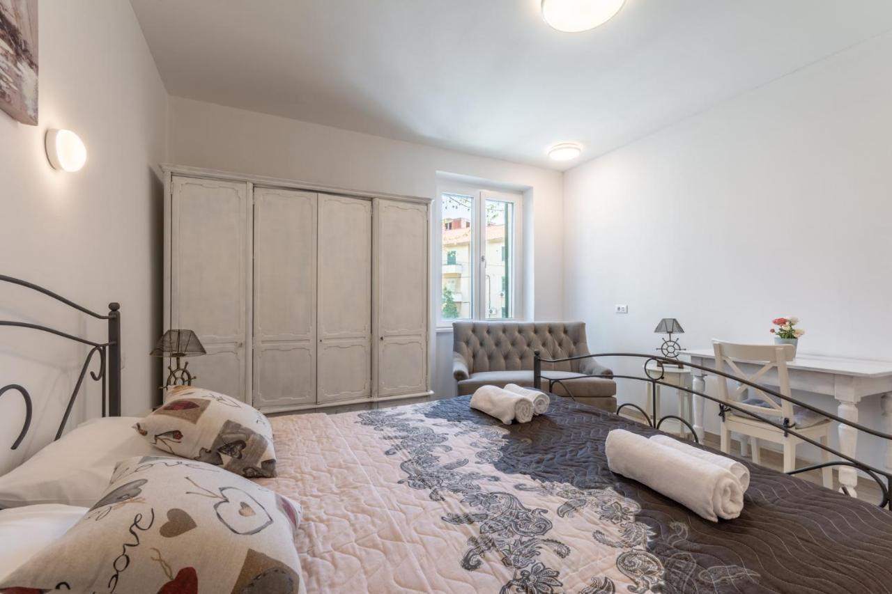 Studios & Room Poesia Split Exterior photo