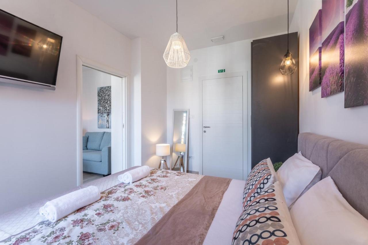 Studios & Room Poesia Split Exterior photo