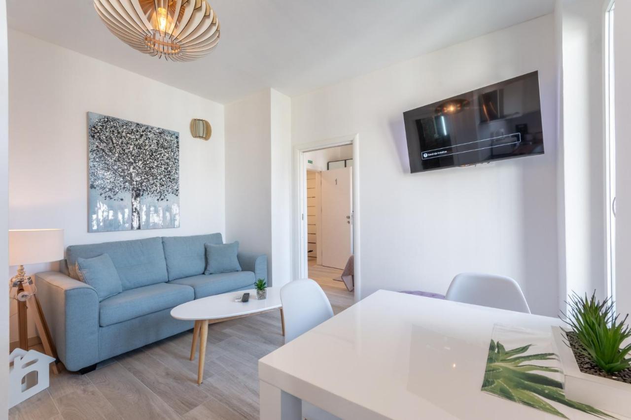 Studios & Room Poesia Split Exterior photo